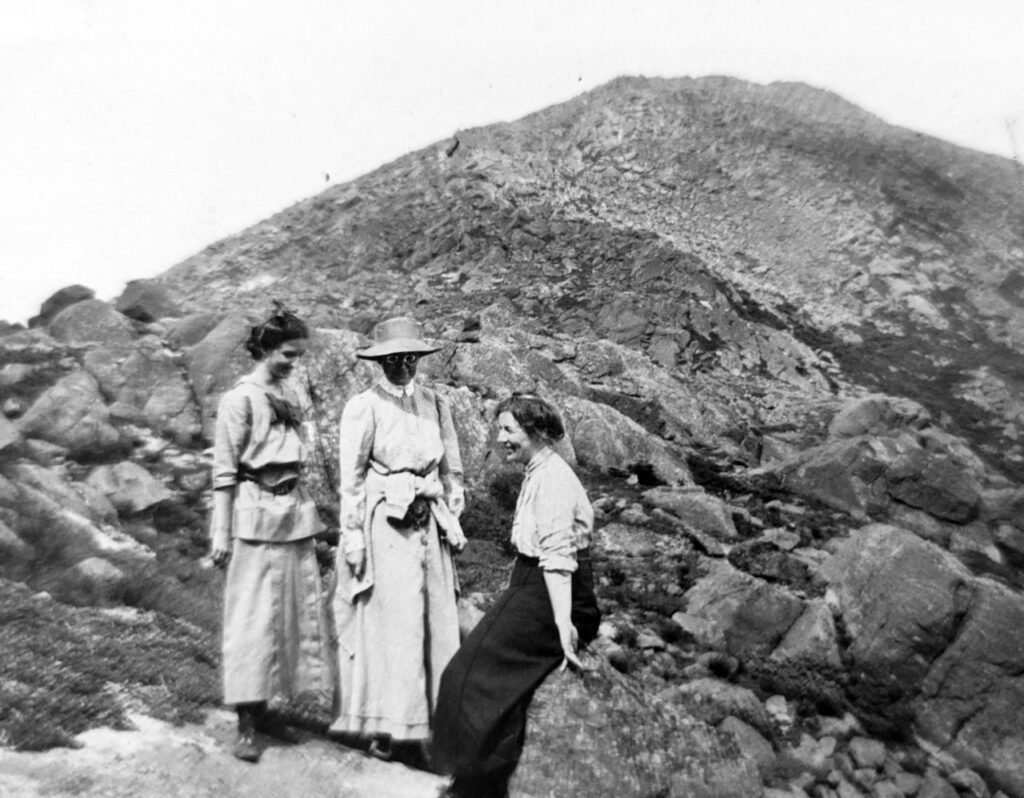 Three women at summit. From left: Hazel Peek, [unidentified], Theodora Beckwith. Courtesy of Ginny Folsom Umiker, granddaughter of Ms. Peek